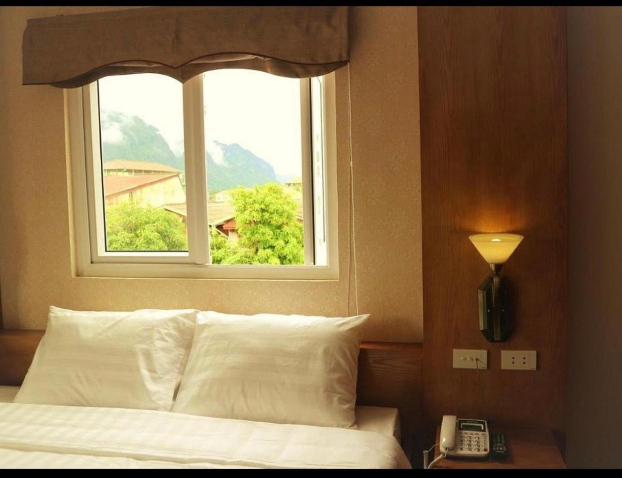 Vang Vieng Th Central Park Hotel Εξωτερικό φωτογραφία